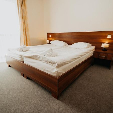 Noclegi - Apartamenty Zolynianka Buitenkant foto