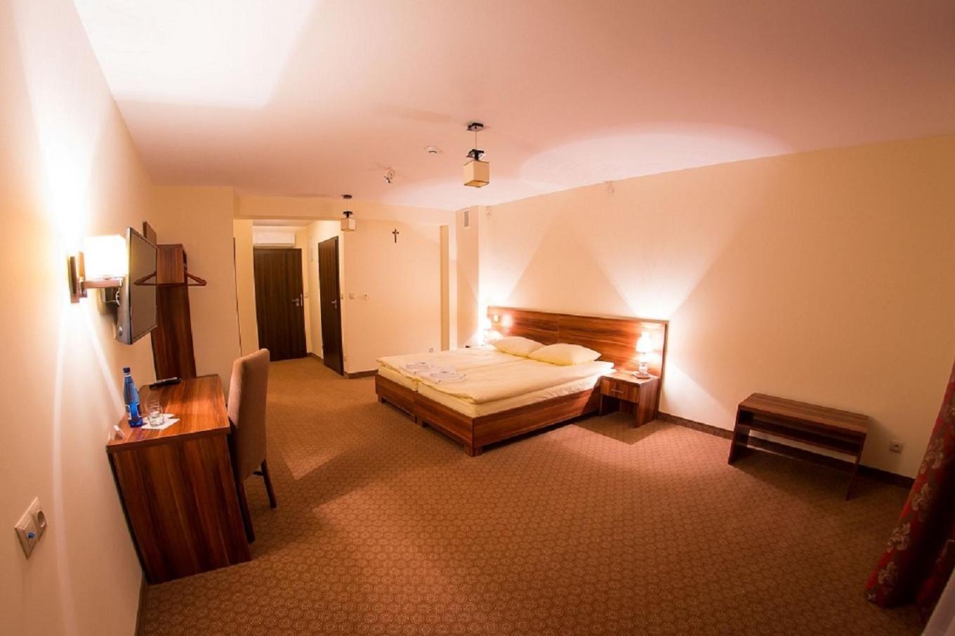 Noclegi - Apartamenty Zolynianka Buitenkant foto