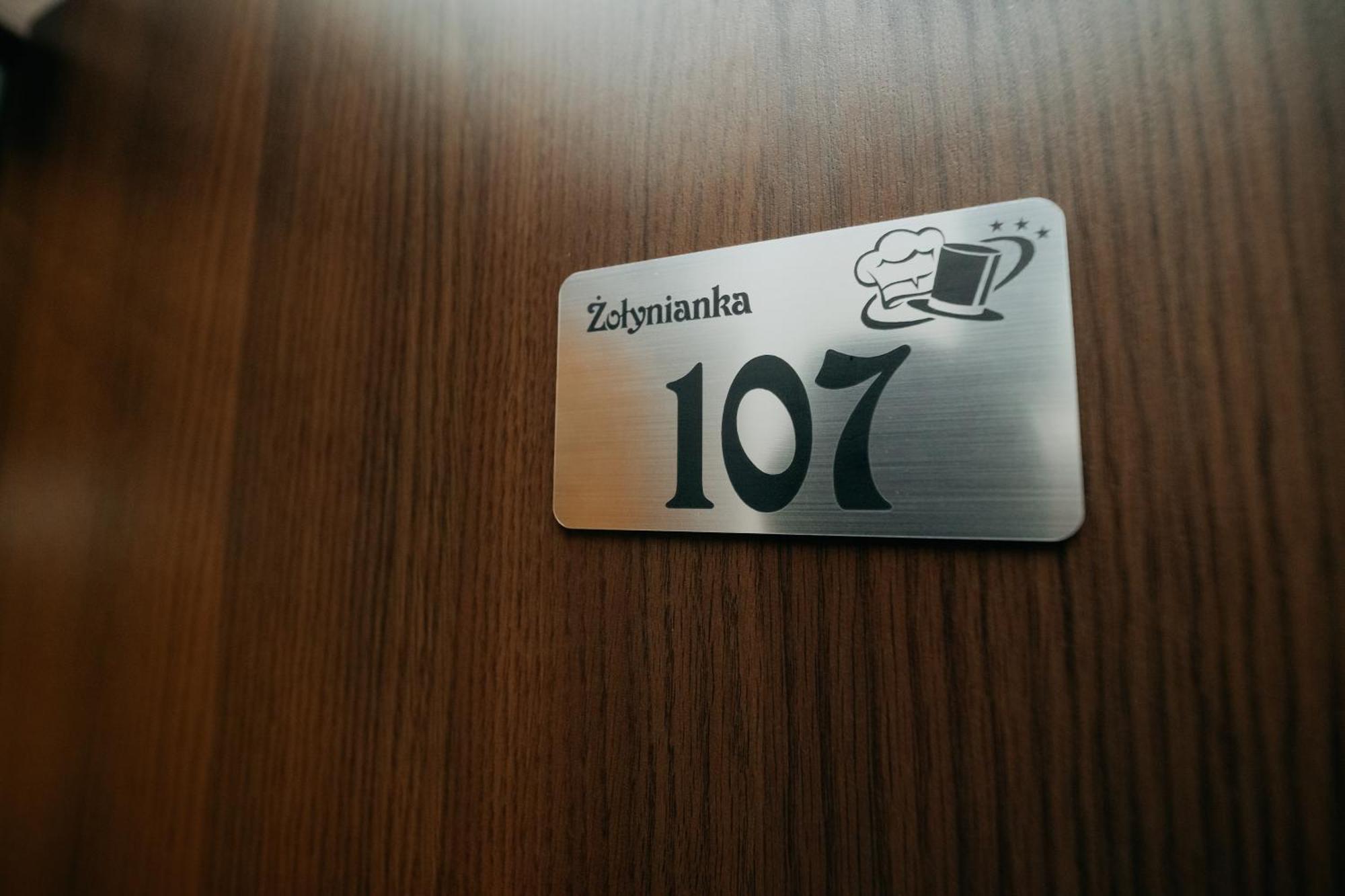 Noclegi - Apartamenty Zolynianka Buitenkant foto