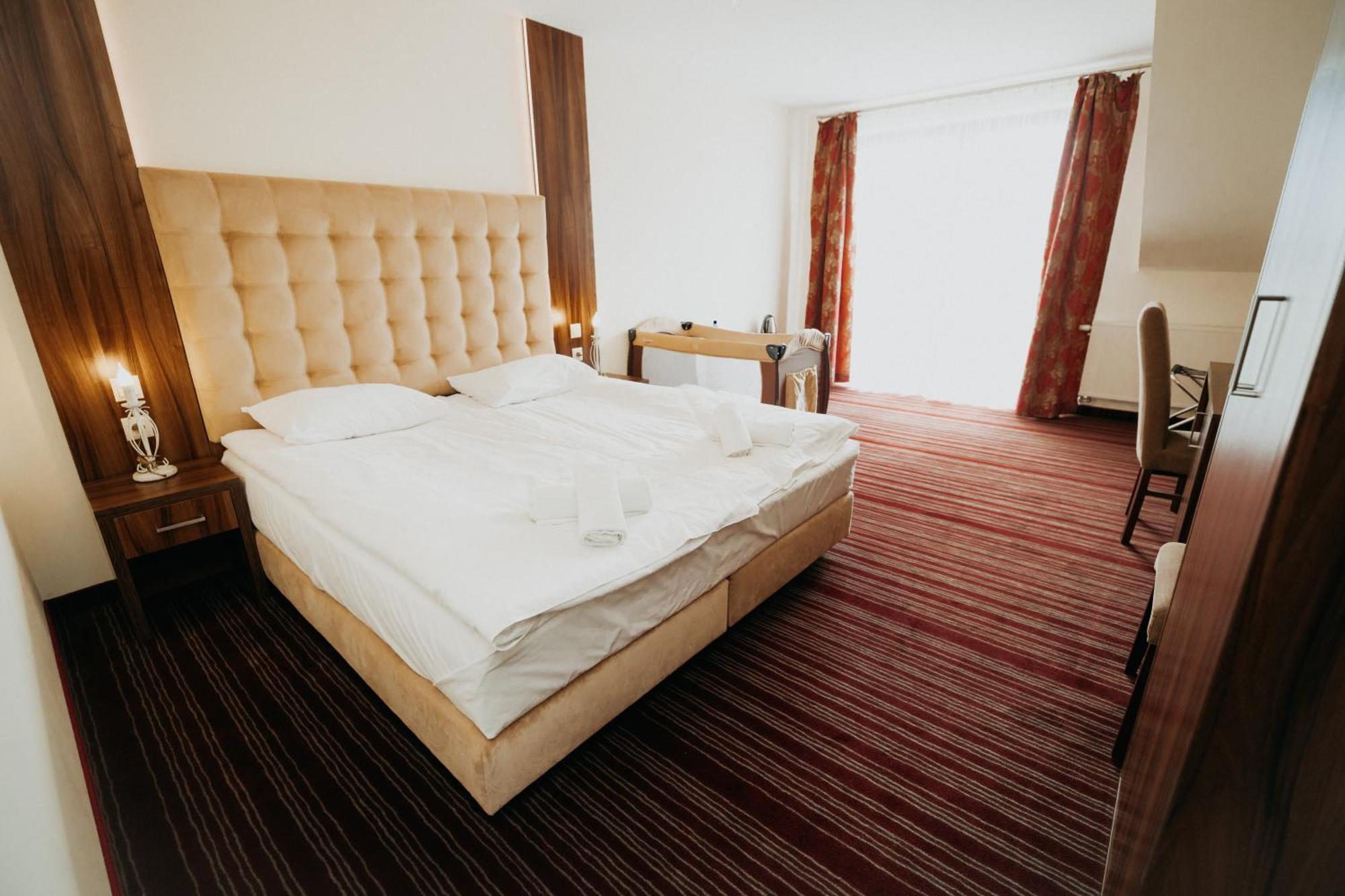 Noclegi - Apartamenty Zolynianka Buitenkant foto