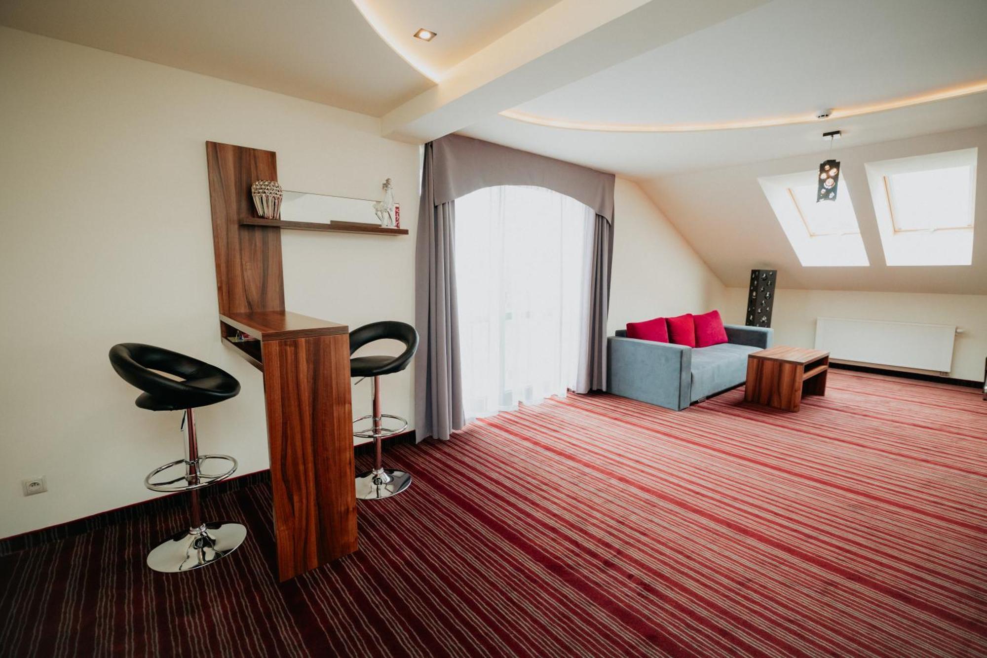 Noclegi - Apartamenty Zolynianka Buitenkant foto